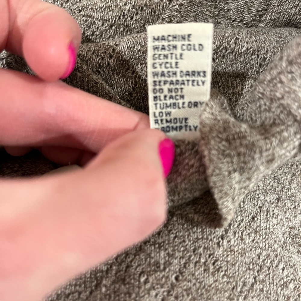 GAP Knit Top - Picture 5 of 5
